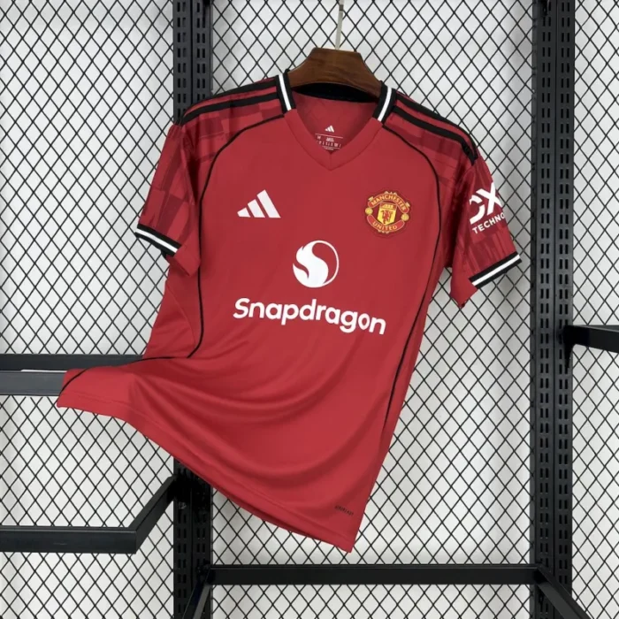 Manchester United Home Football Jersey Fan Version 2025/26