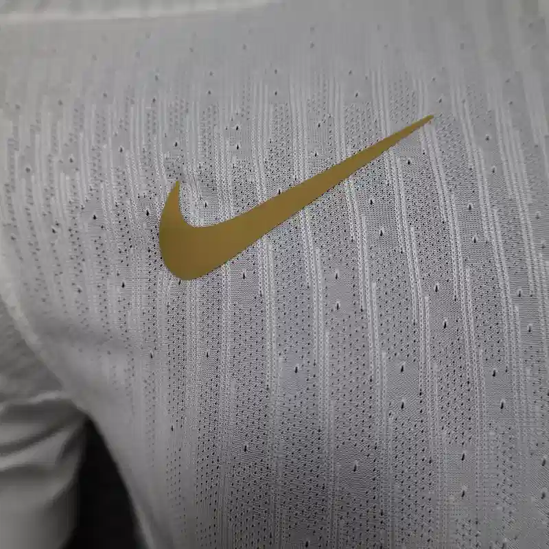 24-25-Player-FC-Barcelona-球员巴萨特别版白-2 FC Barcelona White X CJ Soccer Jersey - Image 2