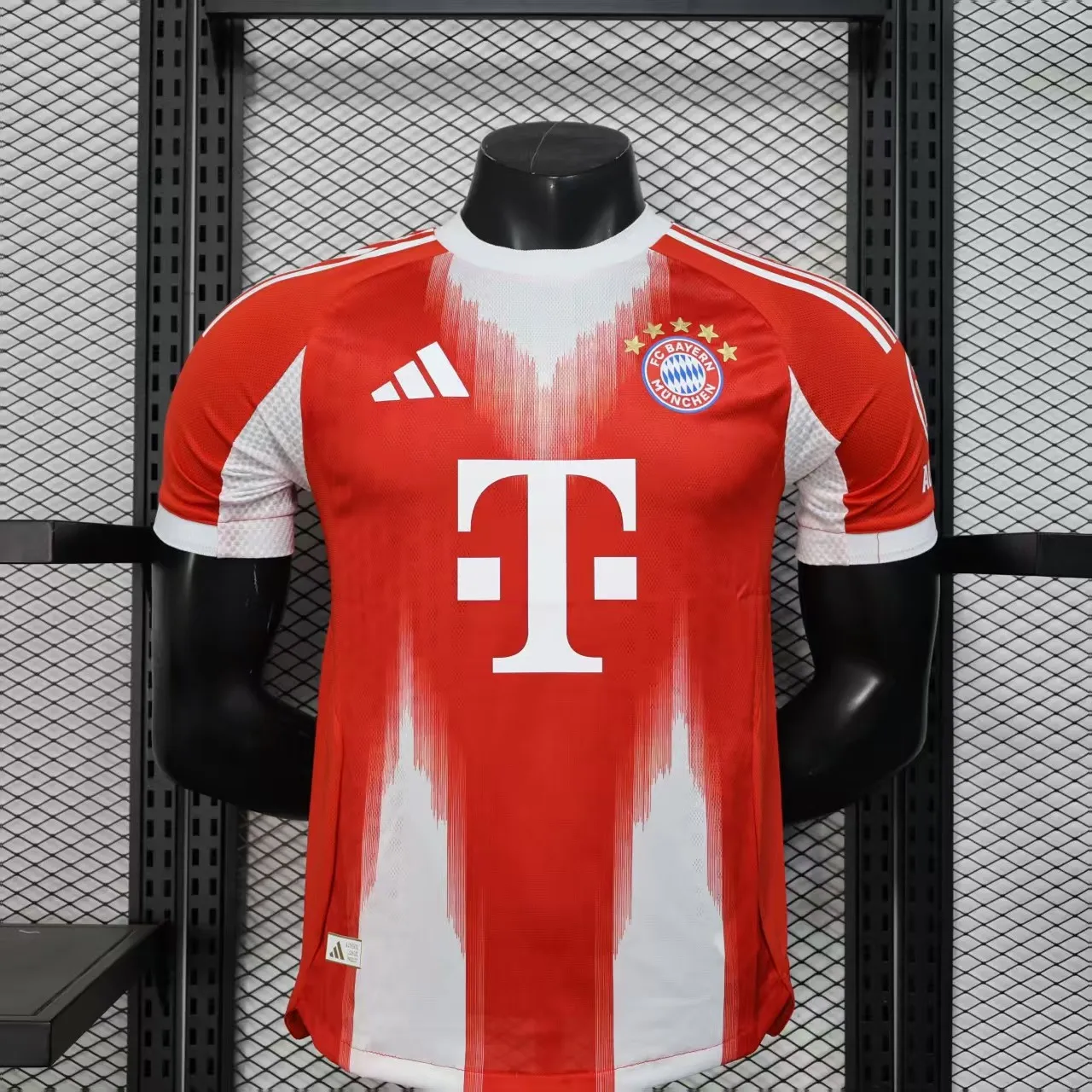 Bayern Munich Home Player Version Jersey 2025/26 Bayern Munich Home Player Version Jersey 2025/26