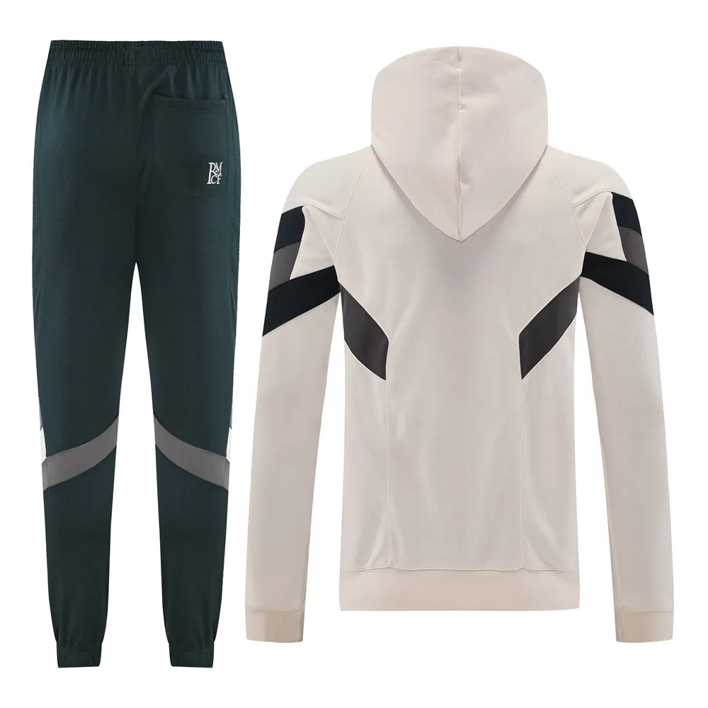 db29b085c023108e Los Merengues Training Suit 2025/26 - Image 15
