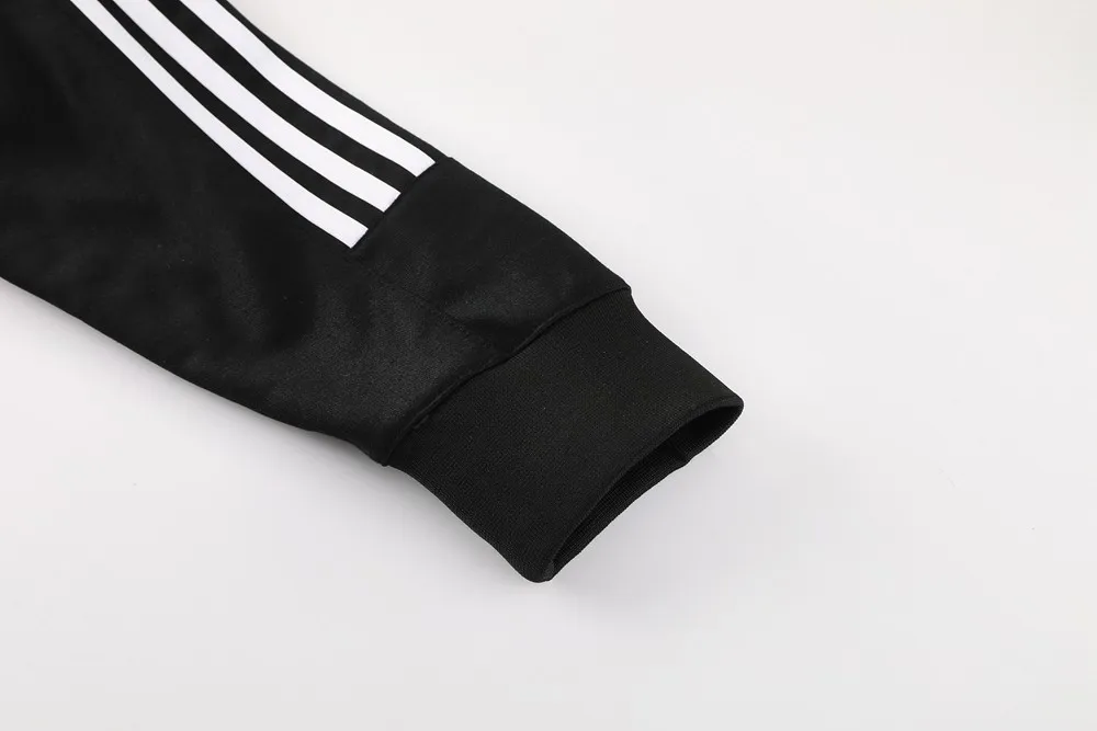rn-image_picker_lib_temp_611c9b29-60da-4524-9dda-dbfa681db4d9_1024x1024 Manchester United Black Training Suit 2025/26 - Image 6