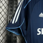Los Merengues Away Retro 2005/06 Jersey - Image 3