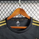 Los Merengues Away 2011-12 Full Sleeves Jersey - Image 2