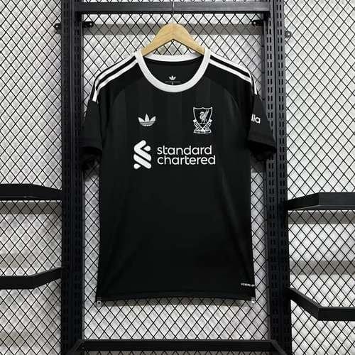 Liverpool Black Goalkeeper Fan Jersey 2025/26