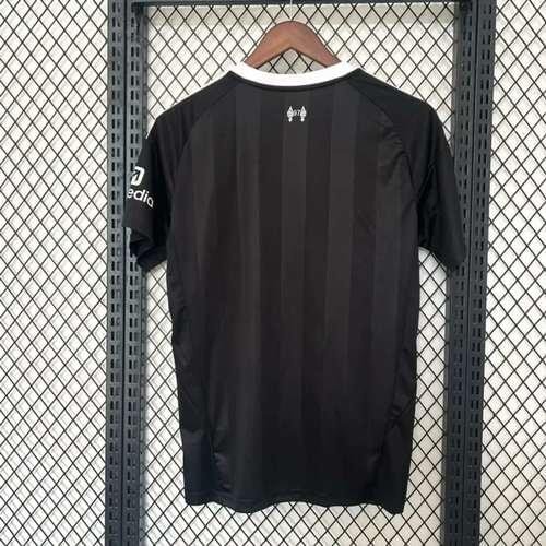 Liverpool Black Goalkeeper Fan Jersey 2025/26 - Image 2